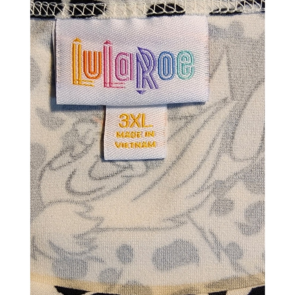 Disney Cruella DeVille LuLaRoe Gigi short sleeve top Size 3XL NWT - Picture 4 of 6